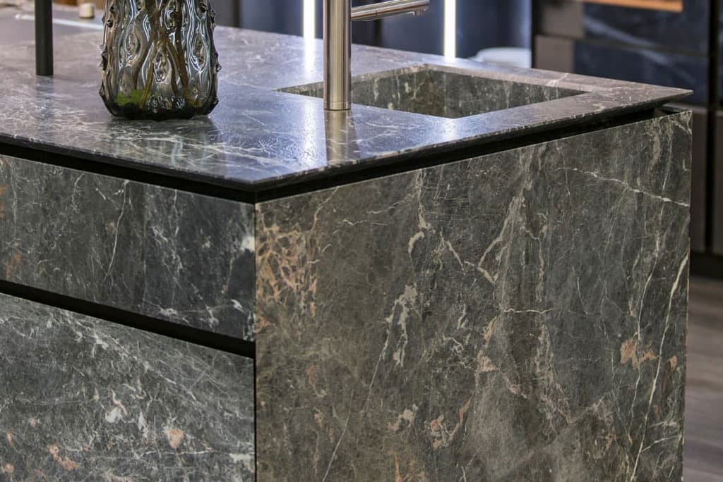 Piezas en mármol en Melide