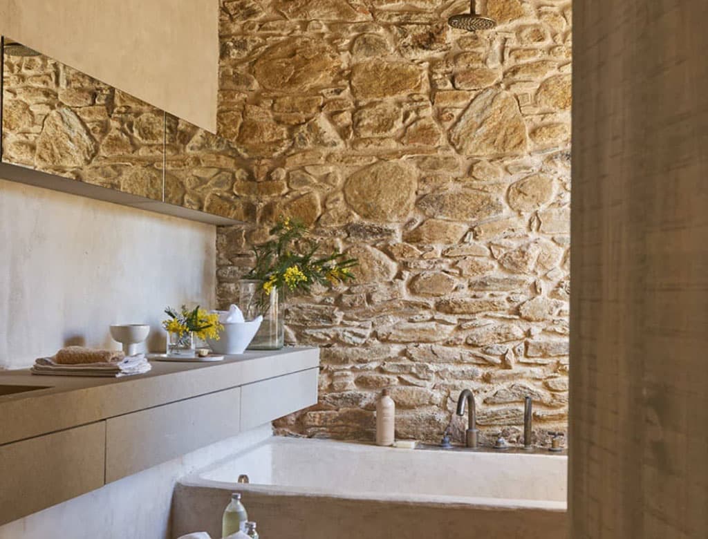 Expertos en realizar revestimientos en baños y cocinas en Melide