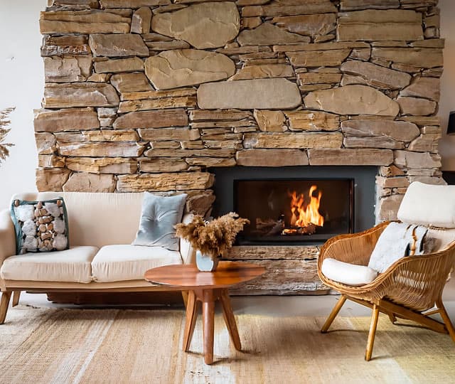 Revestimientos de piedra en Melide