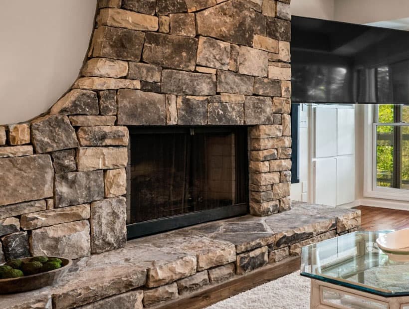 Revestimientos de piedra en Melide